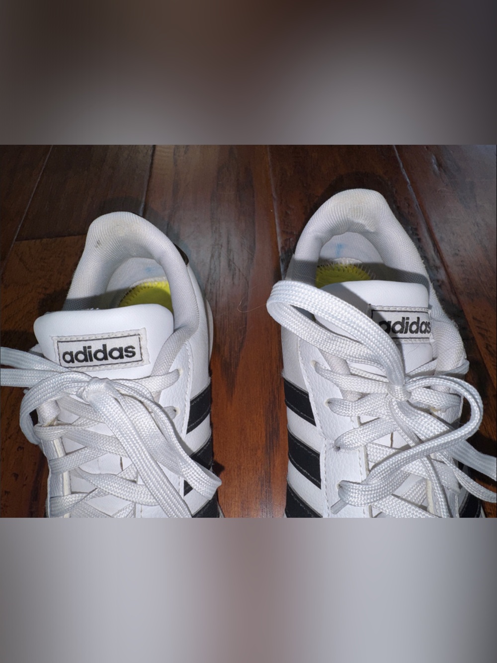 adidas Women’s White Sneakers with Black Three-Stripes Size 9 - Picture 3 of 10